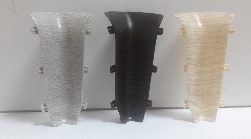 Внутрішній кут до плінтуса ПВХ висотою 85 мм