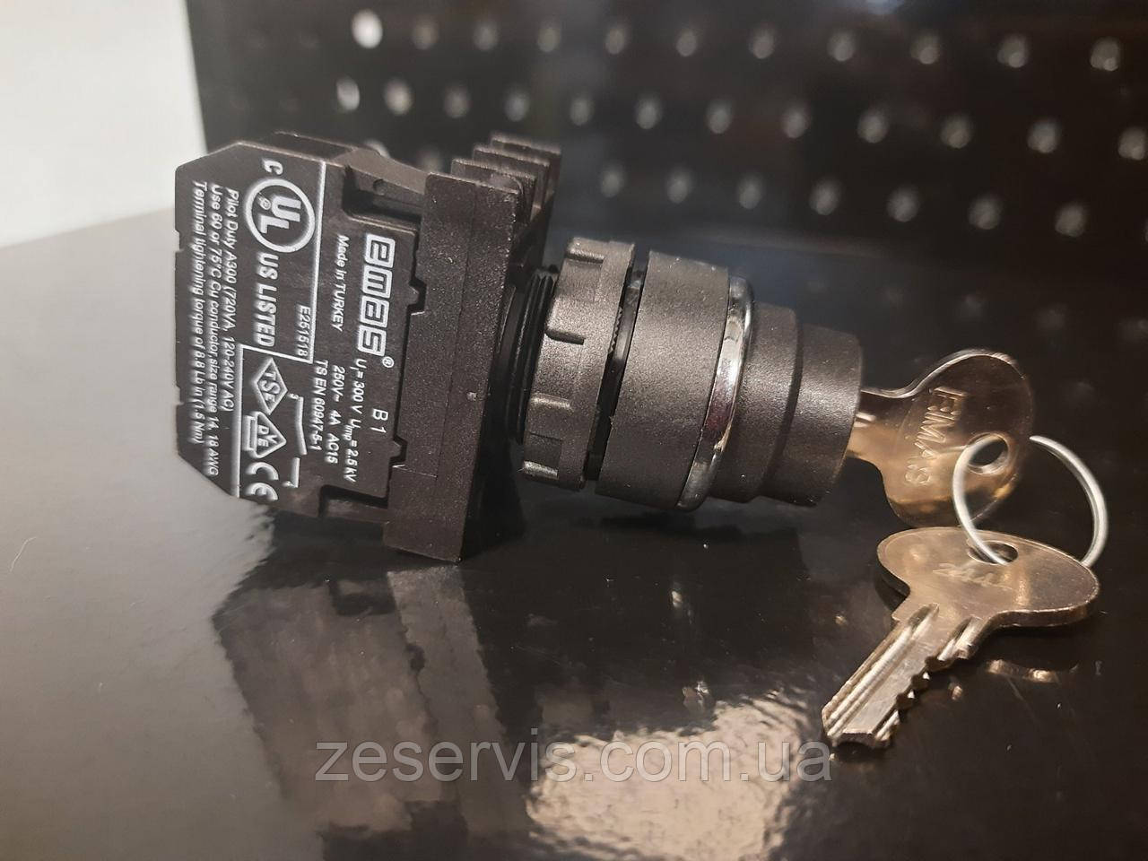 Кнопка B100AA20 (B100A21) з ключем, що виймається в положенні 0 (1НО), EMAS, фото 1