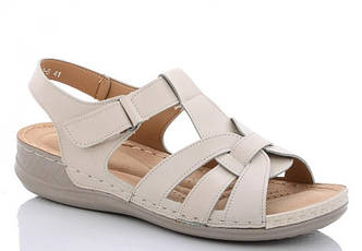 Босоніжки великих розмірів Коронате жіночі на широку ногу на липучку бежеві