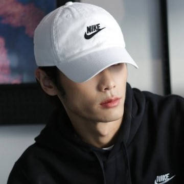 Heritage 86 nike cap 2025