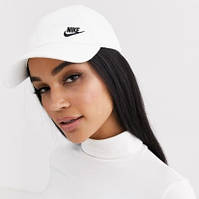 Кепка-бейсболка женская Nike Sportswear Heritage 86 Women's Cap (AO8662-101)