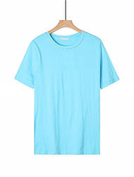 Футболка базова жіноча в блакитному кольорі зі стразами на комірі