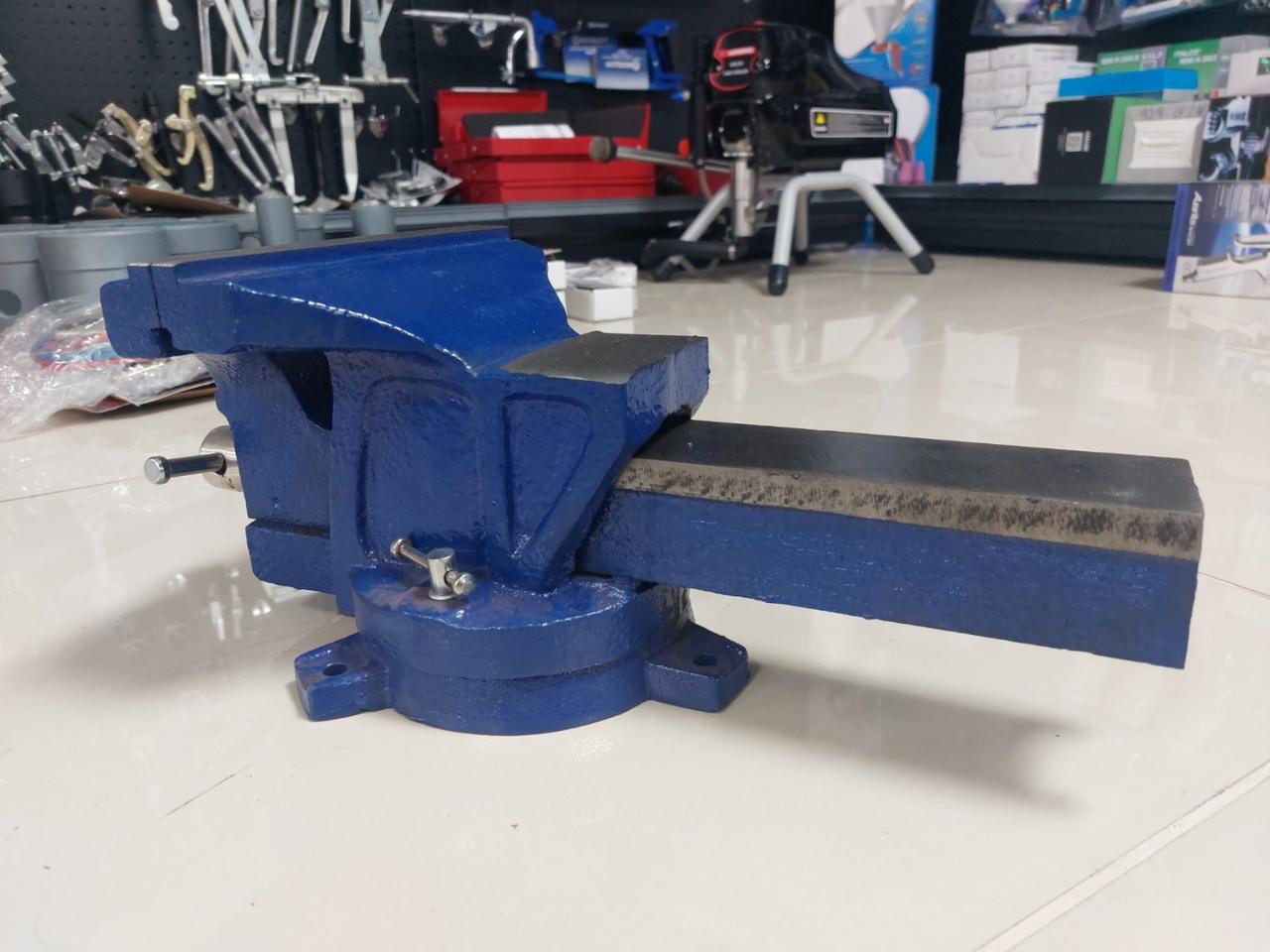 Лещата слюсарні чавунні поворотні 6" 150мм "СТАНДАРТ "