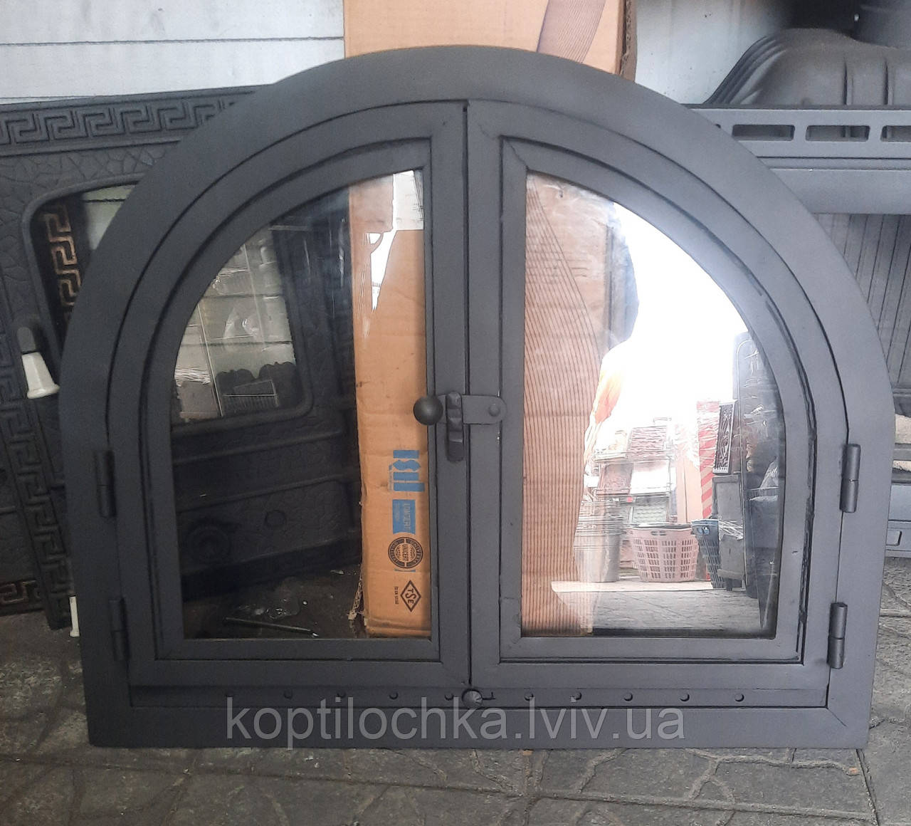 Дверцята для каміна 60*43 "Гладка" любий розмір під замовлення