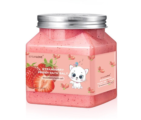 Скраб для тіла SERSANLOVE Strawberry Fresh Bath Salt з екстрактом полуниці 500 мл