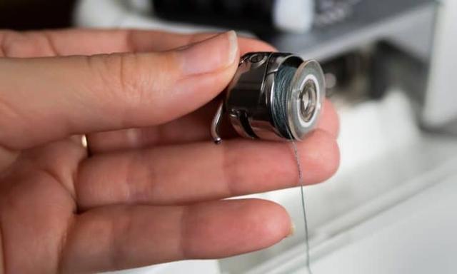 Проблемы с шпулькой на швейной машине Brother