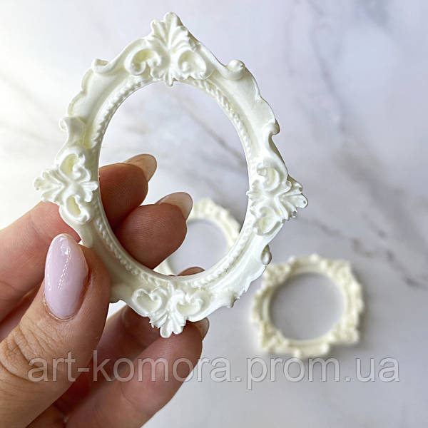 Рамка для зеркала из глины DECO, декорированная розами