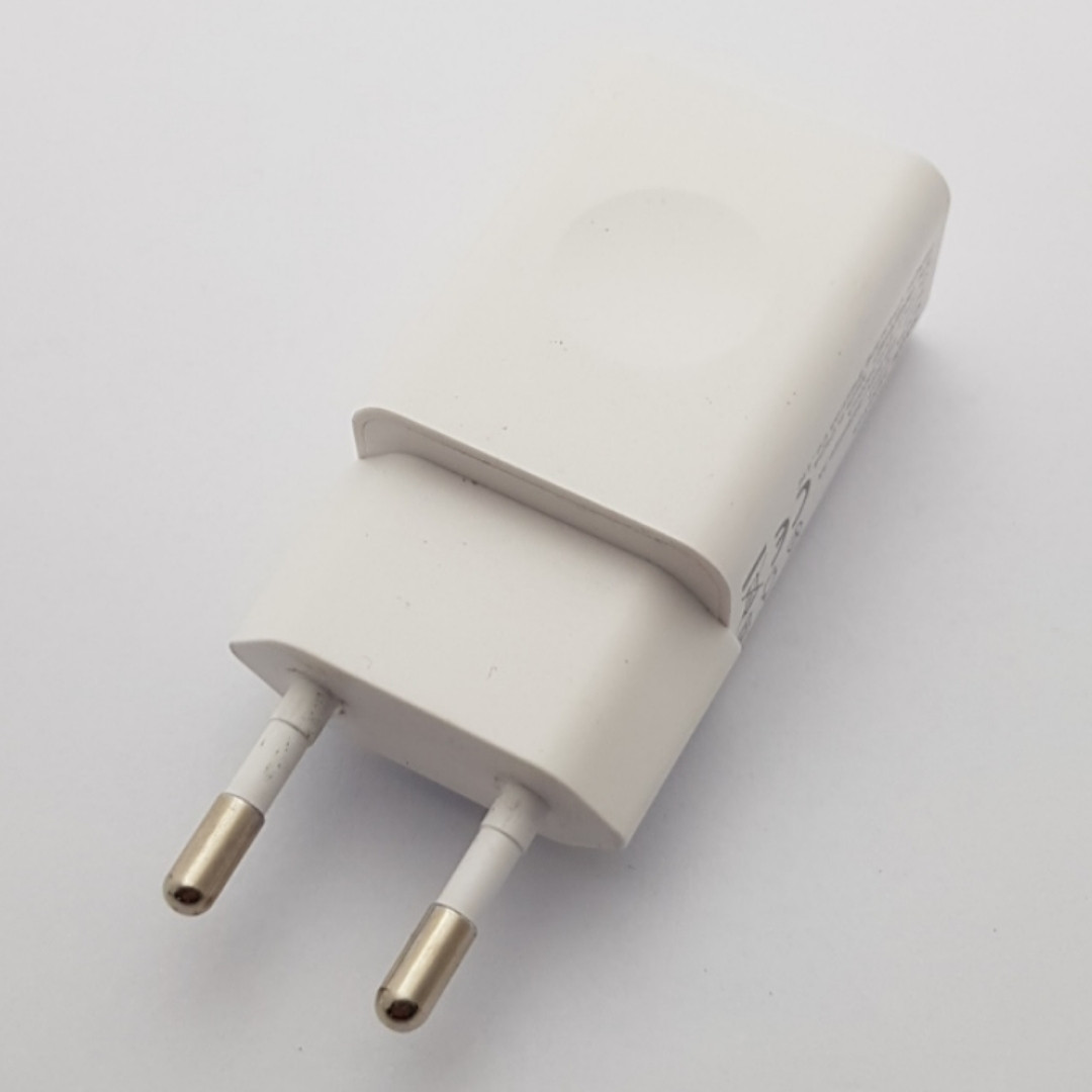 Оригинальный блок питания Xiaomi CP17 5V 1A белый 342729 с разборки