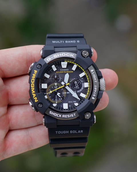 Casio G Shock GWF A1000 1FROGMAN Multiband 6 Carbon Sapphire Dealer Time 0502436195