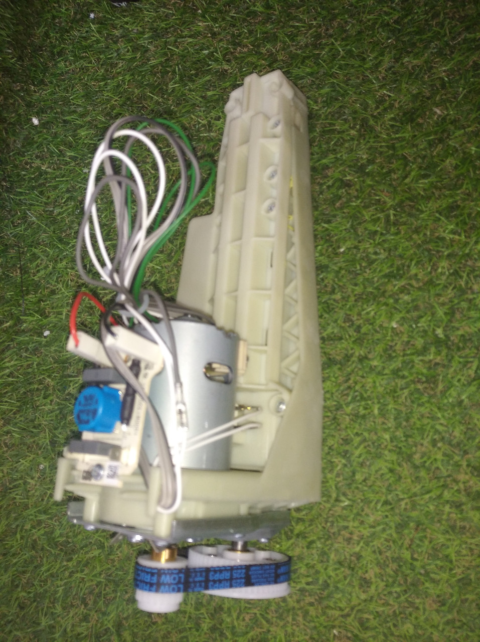 Редуктор (привод) у зборі до кавомашин DeLonghi ESAM 7313226111 (5513227951), фото 1