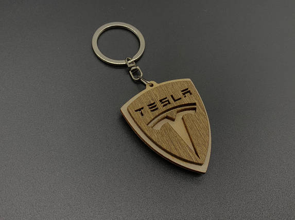 Брелок деревянный Tesla. 5.5см, фото 1