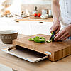 Кухонна торцева обробна дошка дуб з гастроємкістю 40х30 см велика на силіконових ніжках BeWoody, фото 4