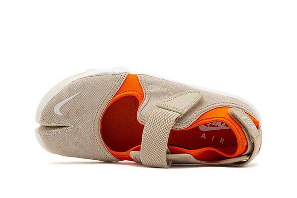 Nike Air Rift DV3452 200