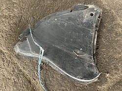 Накладка бампера ліва Skoda Octavia 1U0 805 825A