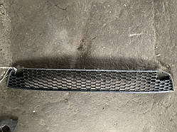 Решітка бампера центральна Skoda Octavia II RS 1Z0 853 677B