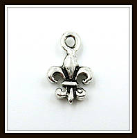 Метал. підвіска "Геральдична лілія" срібло (1,4*0,9 см) 15 шт. в уп.