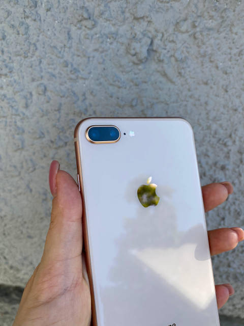 Б/У IPhone 8 Plus 64gb Gold | АКБ 90+%, цена: 5990 ₴, купить на
