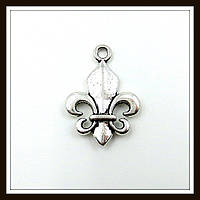 Метал. підвіска "Геральдична лілія" срібло (2,1*1,5 см) 10 шт. в уп.