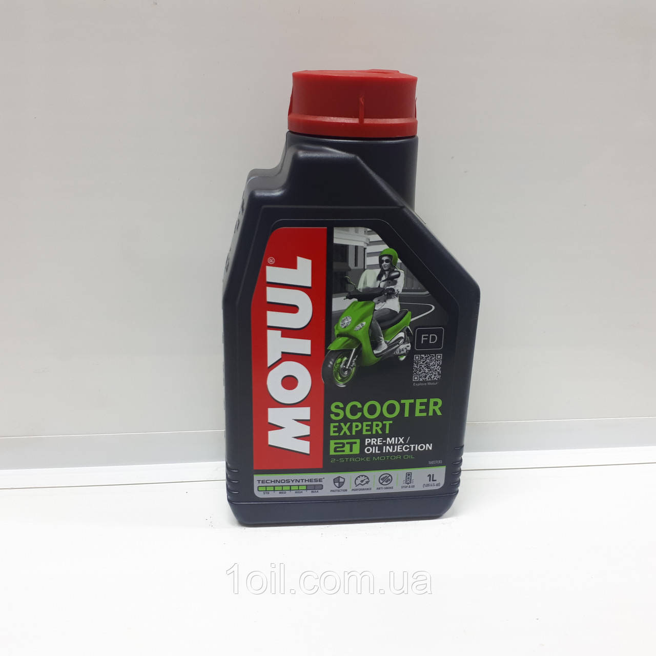 Масло для мототехніки MOTUL 2т Expert п/с 1л 831801