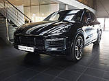 Захисна накладка на задній бампер для Porsche Cayenne 2017-2020 /червон.карбон+чорн.нерж.сталь/, фото 9