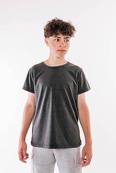 Однотонна футболка для хлопчика підлітка