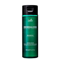 Успокаивающий травяной шампунь для волос Lador Herbalism Shampoo 150 ml
