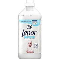 Безфосфатний кондиціонер для білизни Lenor Sensitive Дитячий 1,36 л Чехія