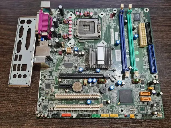 Б/В, Материнська плата, ASRock, сокет 775, під Core 2 Duo, в асортименті