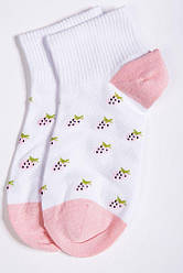 Короткі жіночі шкарпетки біло-персикового кольору 151R2846
