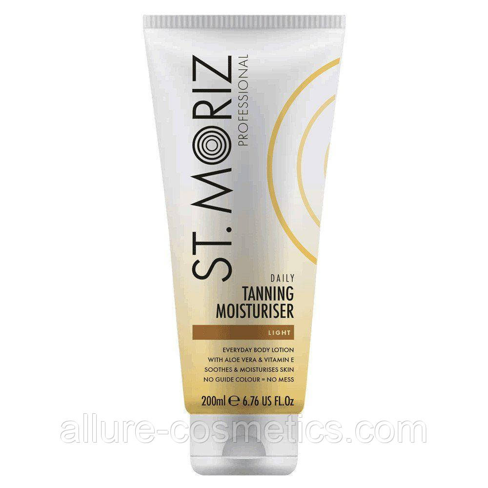 Зволожуючий лосьйон для поступової засмаги St.Moriz Professional Golden Glow Tanning Moisturiser