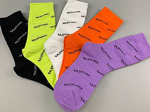 Шкарпетки Balenciaga — набір із п'яти пар із фірмовим принтом, унісекс