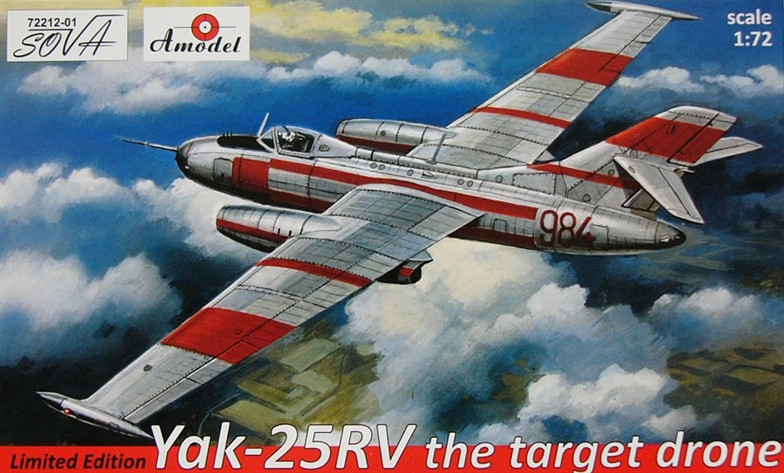 Пластикова модель 1/72 A-model 72212-01 радянський винищувач Яковлев Як-25РВ