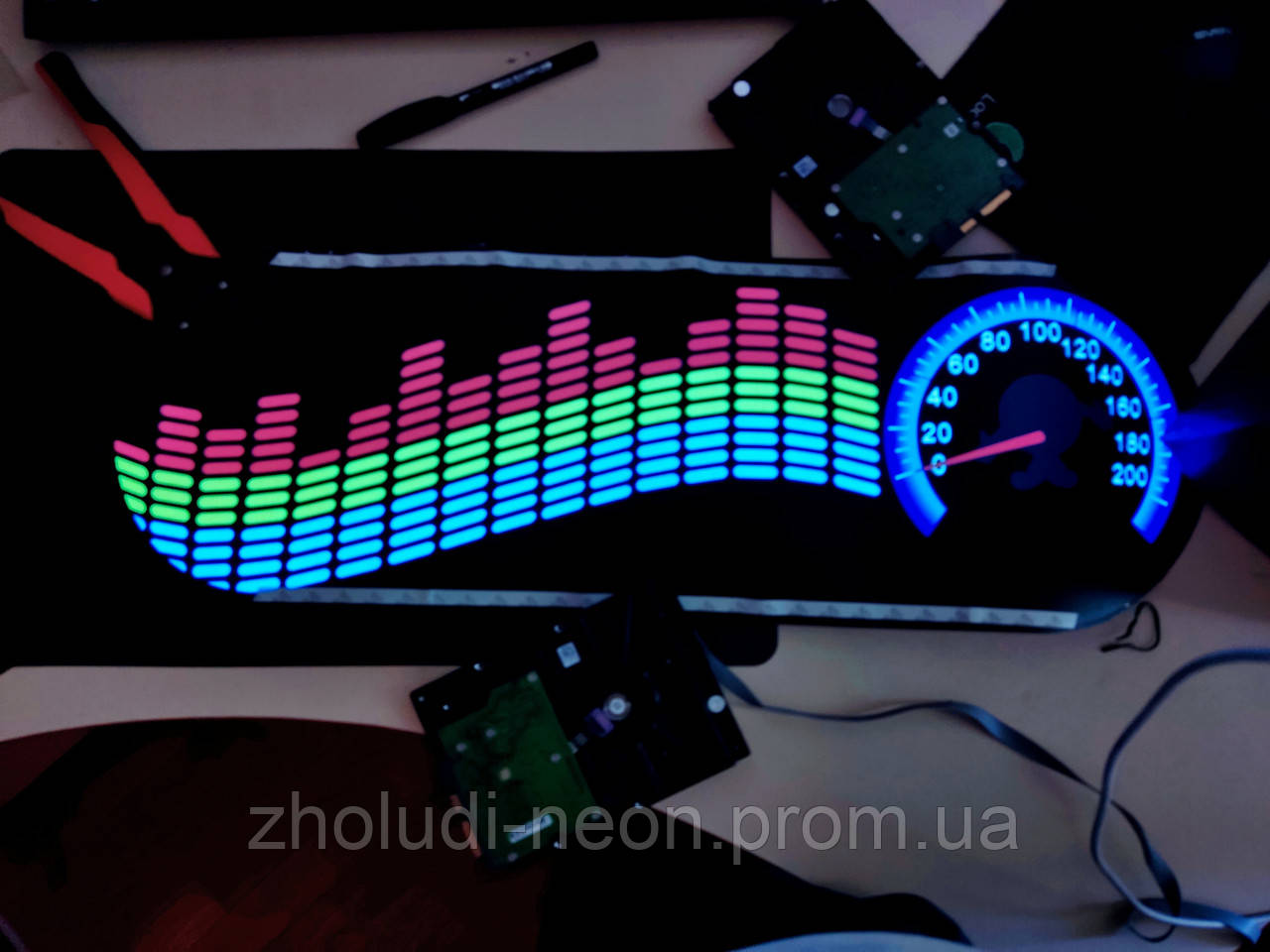 Неонові авто еквалайзери-Спідометр. 70*18 см. Еквалайзер на скло speedometer.