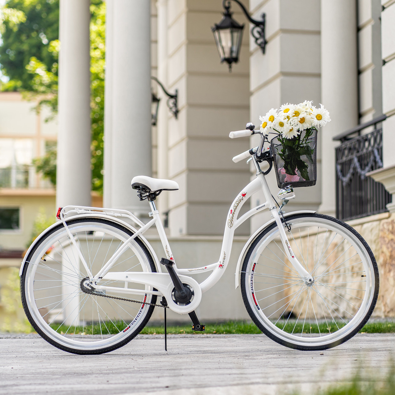 Велосипед жіночий міський VANESSA 26 White з кошиком Польща
