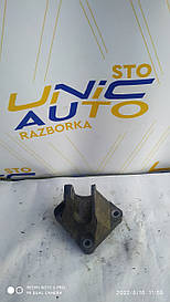 Кронштейн подушки двигуна Сценік 2, Меган 2 б/в