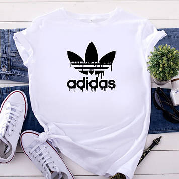 Стильна футболка Адідас Adidas
