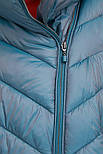 Стьобаний жилет жіночий з капюшоном Finn Flare B21-12041-912 Down Fill блакитний L, фото 6