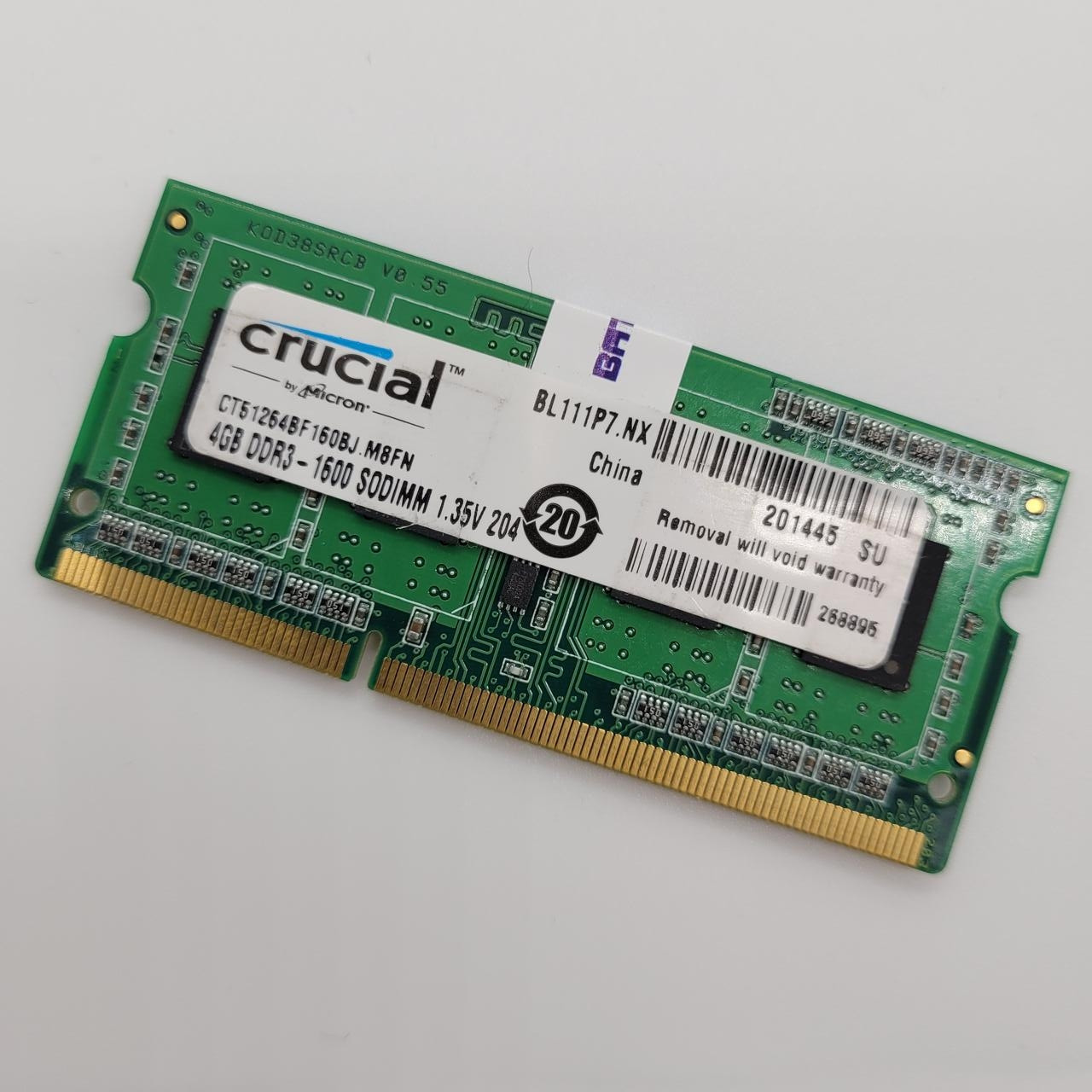 Оперативна пам'ять для ноутбука Crucial SODIMM DDR3L 4Gb 1600MHz PC3L-12800s 1R8 CL11 (CT51264BF160BJ.M8FN) Б/В
