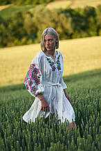 Жіноча сукня вишиванка MEREZHKA "Квітковий сад" білий, розмір XS-S