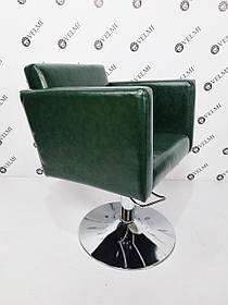 Перукарське крісло Quadro