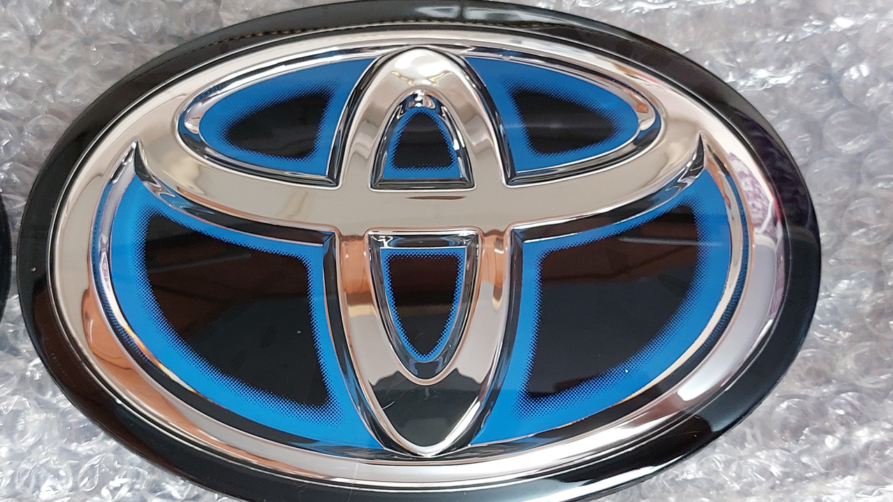 Старая эмблема Toyota