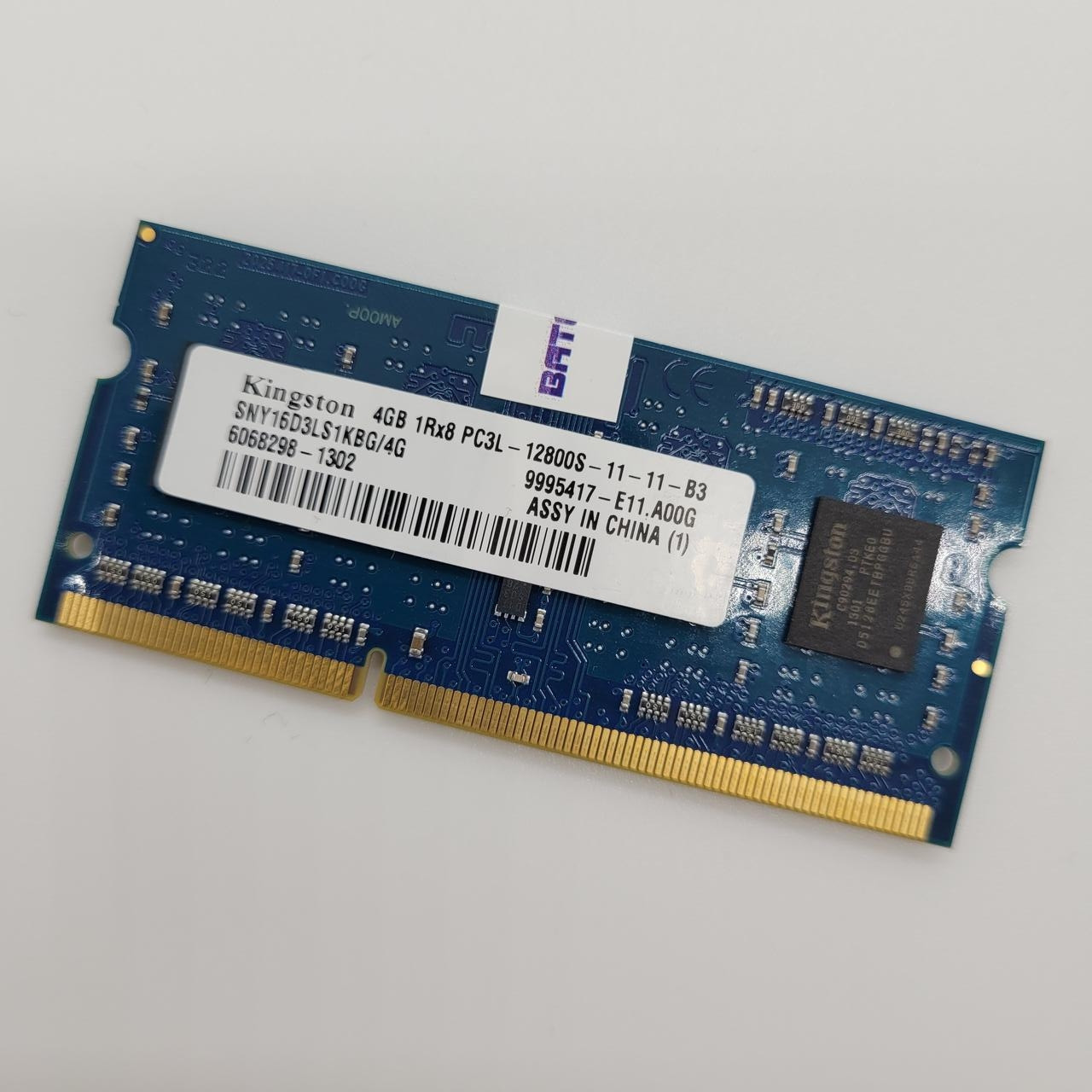 Оперативна пам'ять для ноутбука Kingston SODIMM DDR3L 4Gb 1600MHz 12800s CL11 (SNY16D3LS1KBG/4G) Б/В