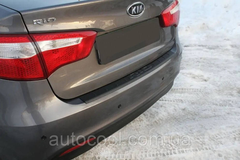 Накладка на задній бампер KIA Rio III 2011-2015 р. в. (дорестайлинг) Кіа Ріо, фото 1