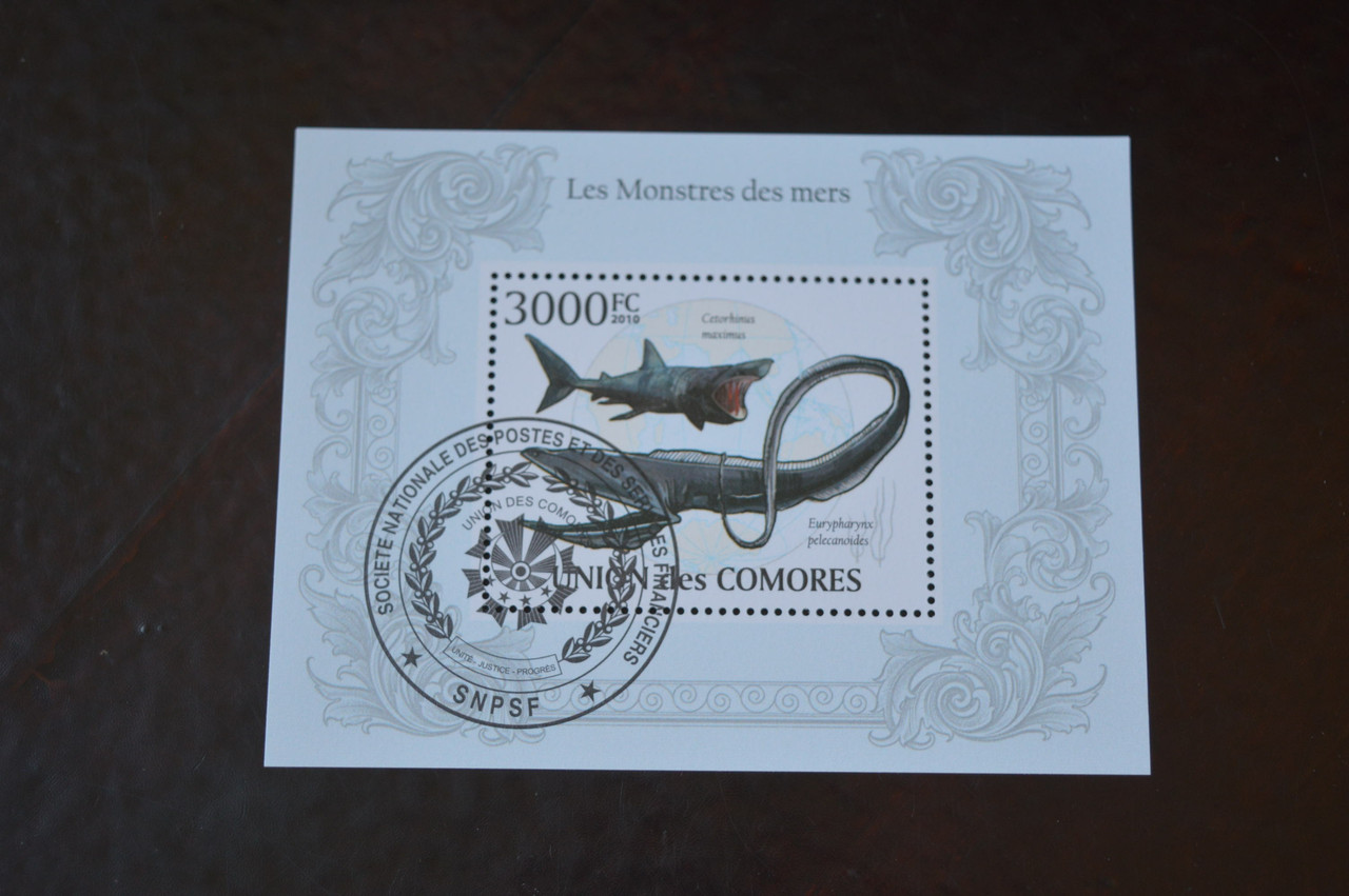 Коморы. История. Фауна. Блок. 2010 рік (Б-4)