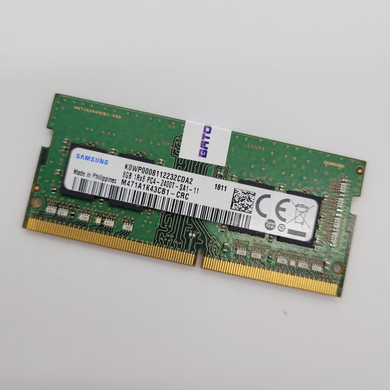 Оперативна пам'ять для ноутбука Samsung SODIMM DDR4 8Gb 2400MHz PC4-19200 1Rx8 CL17 (M471A1K43CB1-CRC) Б/В