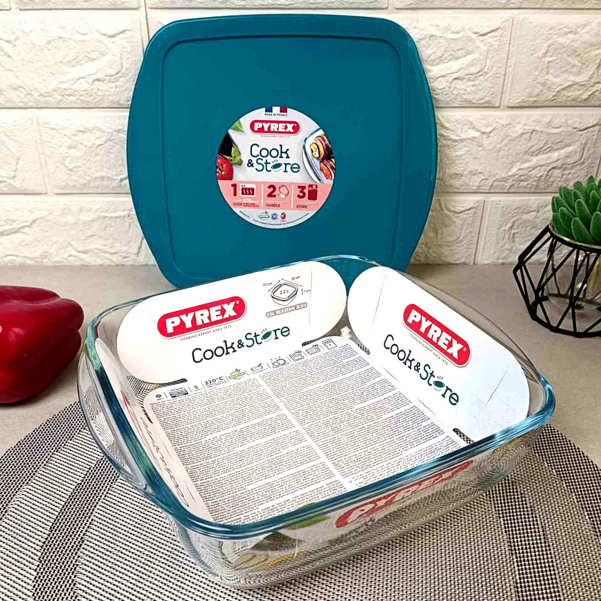 Скляний противень для запікання 2.2л з кришкою Pyrex, жаростійкий посуд для духовки