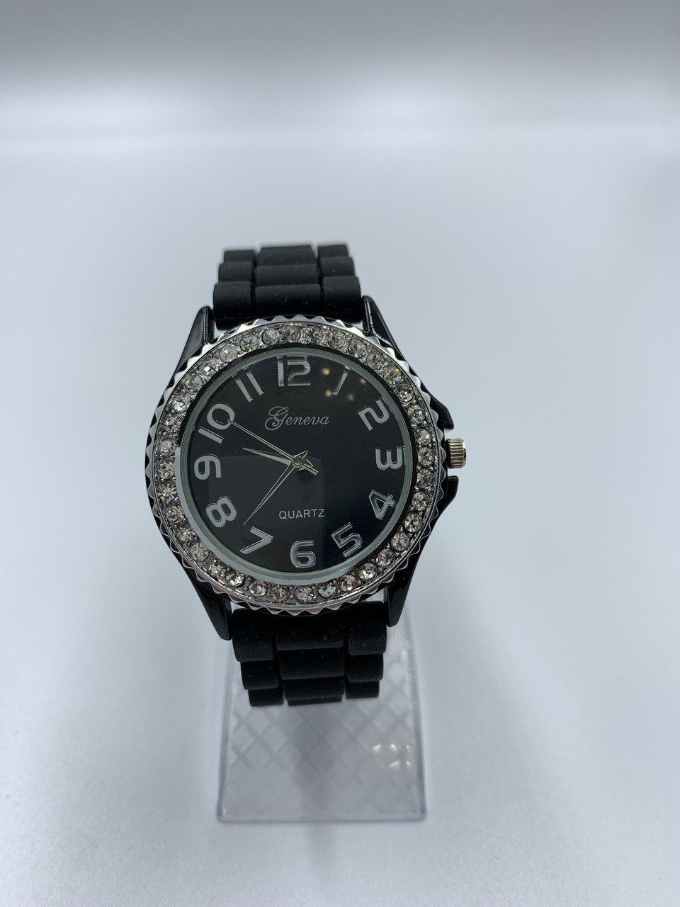 Наручний годинник Geneva DeLuxe Чорний