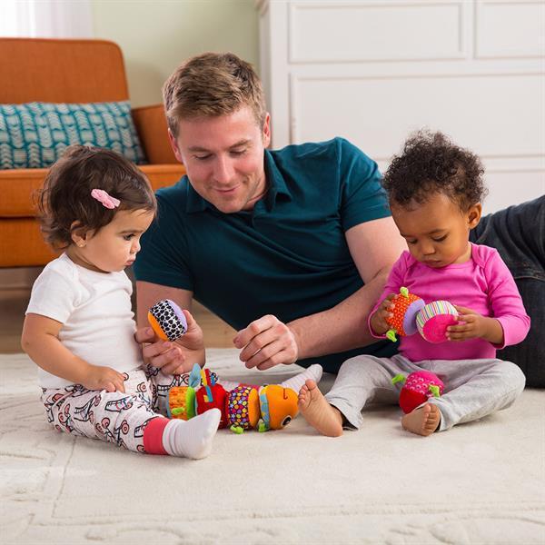 Детская развивающая мягкая игрушка Lamaze Собери гусеницу, от 6 до 18 месяцев, 10х23х22 см., разноцветная - фото 3 - id-p1642104564