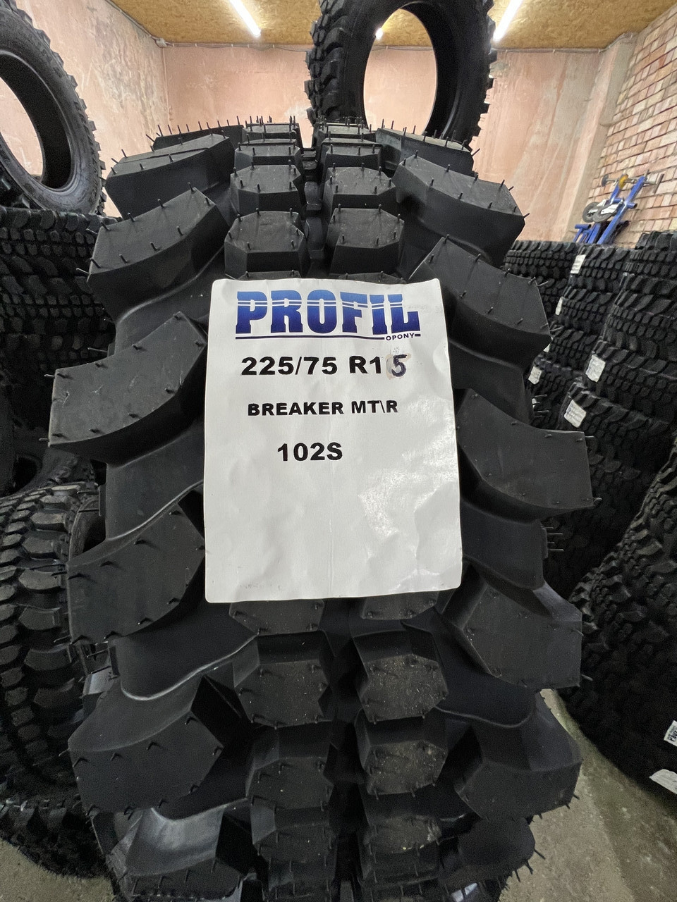 Шини 225/75 R 15 ( 102S) COLLINS BREAKER PROFIL  (НАВАРКА)