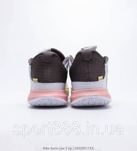 White nike outlet kyrie 5